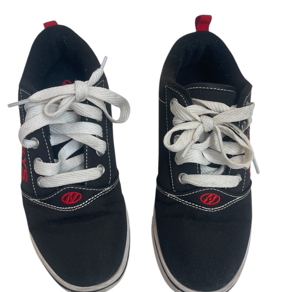 Heelys kids shoes/skates youth size 3 black with red embroidery EUC